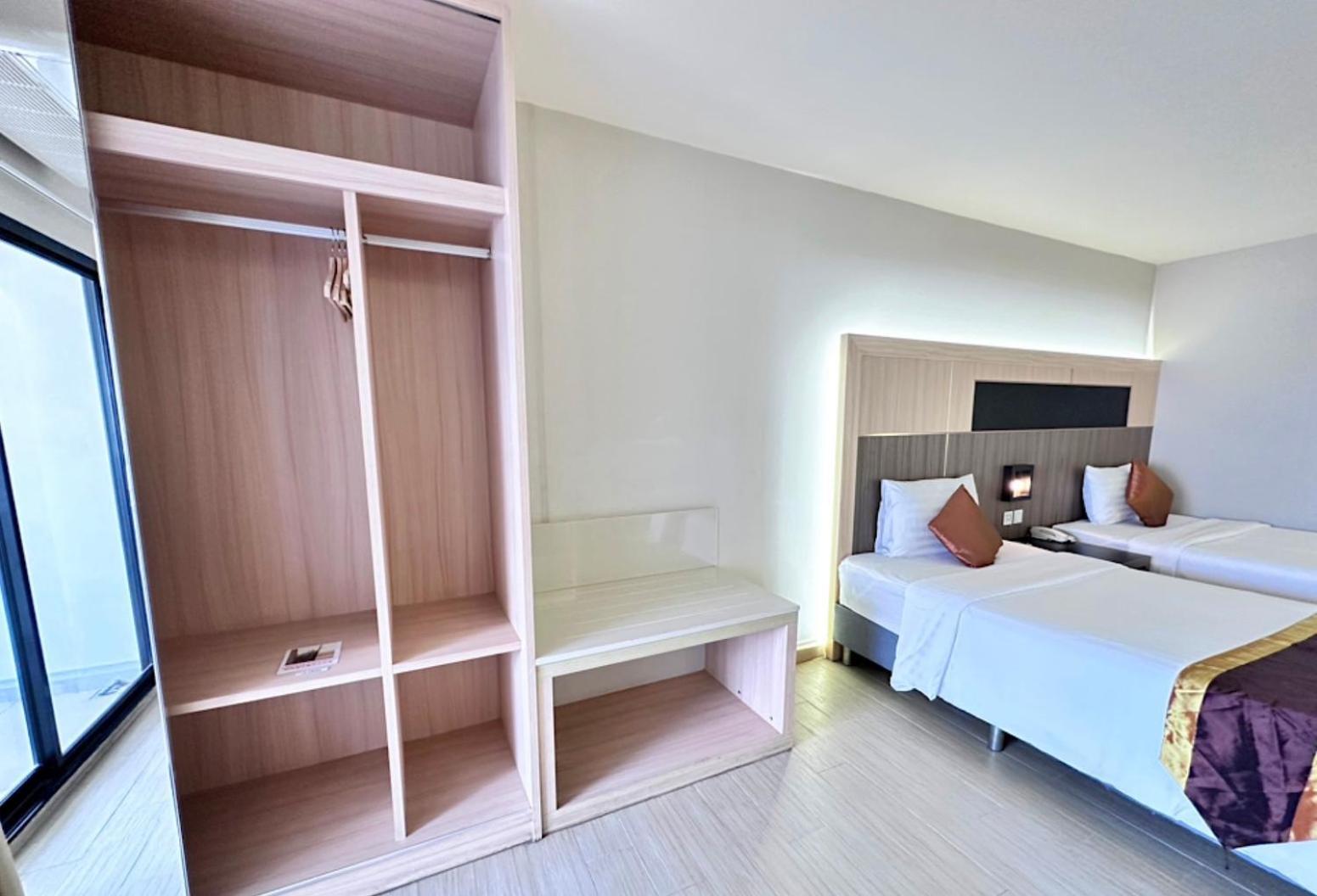 O2 Luxury Hotel Bang Phli Exterior foto