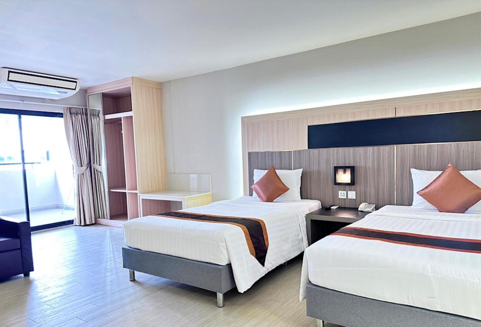 O2 Luxury Hotel Bang Phli Exterior foto